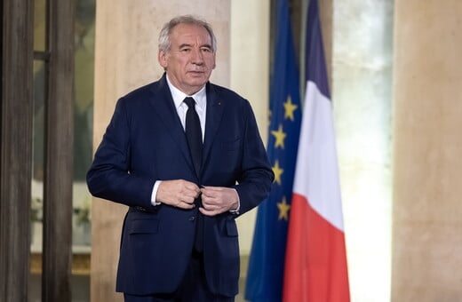 Μπαϊρού κατά Τραμπ: Η Ευρώπη πρέπει να σηκώσει ανάστημα