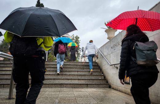 Ο καιρός σήμερα: Καταιγίδες σε όλη την χώρα - Πτώση της θερμοκρασίας