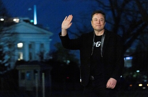 Ο Elon Musk ισχυρίζεται ότι η κυβερνοεπίθεση στο X προήλθε από την «περιοχή της Ουκρανίας»