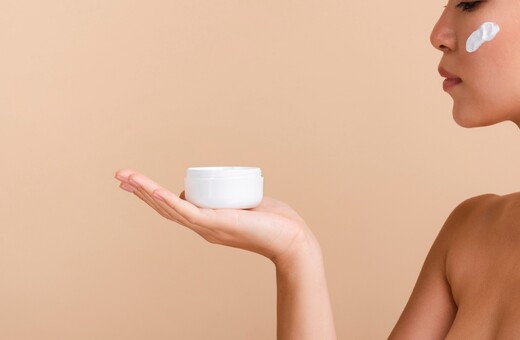 O FDA ανακαλεί γνωστές κρέμες για την ακμή