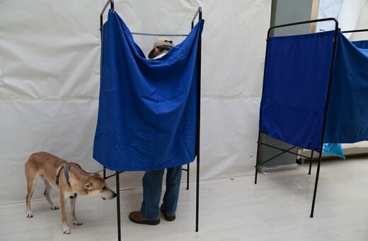 Δημοσκόπηση Opinion Poll: Πρώτη η ΝΔ με 23,6% - Δεύτερο κόμμα η Πλεύση Ελευθερίας