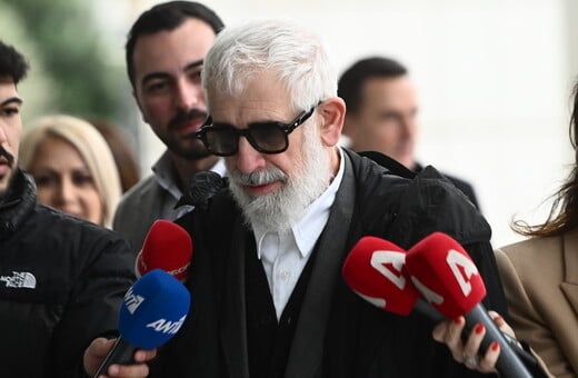 Δίκη Φιλιππίδη: Όταν η έδρα δικάζει τα θύματα αντί για τους θύτες
