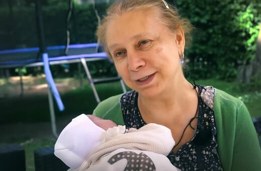 Γερμανία: 66χρονη γέννησε το 10ο παιδί της, χωρίς εξωσωματική γονιμοποίηση