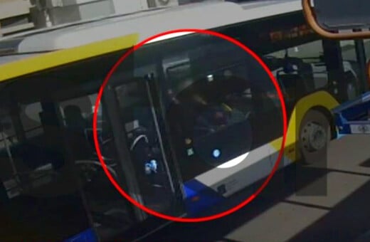 Κορωπί: Βίντεο από τη στιγμή της επίθεσης του 51χρονου με κατσαβίδι σε επιβάτη λεωφορείου