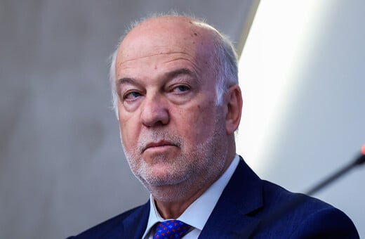 Φλωρίδης: Ομόφυλα ζευγάρια ανδρών ή μοναχικοί άνδρες δεν θα αποκτούν παιδί μέσω παρένθετης