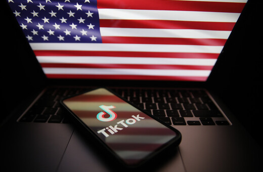 Η πώληση του TikTok και ο Λευκός Οίκος ως «επενδυτική τράπεζα»: Σήμερα η τελική πρόταση