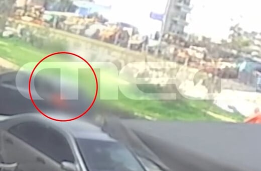 Θεσσαλονίκη: Βίντεο - ντοκουμέντο από την παράσυρση πεζού από ΙΧ στον Εύοσμο
