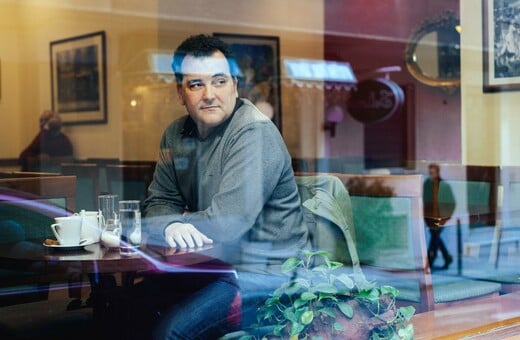 Ηλίας Μαγκλίνης: «Η ανάκριση»