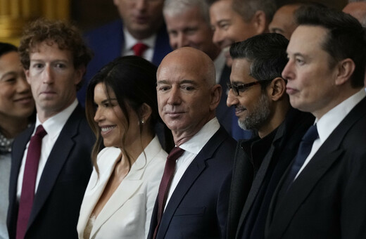 Δασμοί Τραμπ: Η ΕΕ θα μπορούσε να χτυπήσει τη Wall Street εκεί που πονά - στη Big Tech