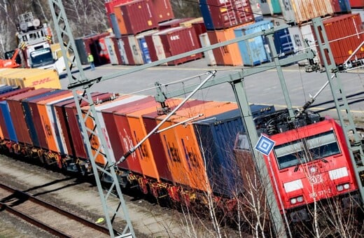 ΗΠΑ: Σε ισχύ οι επιπλέον δασμοί 10% για μεγάλο μέρος των προϊόντων που εισάγονται 