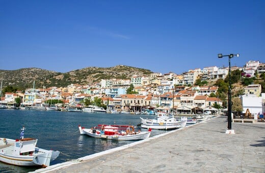 ΔΥΠΑ: Πασχαλινές διακοπές με voucher κοινωνικού τουρισμού – Ποιοι δικαιούνται έως 12 διανυκτερεύσεις δωρεάν