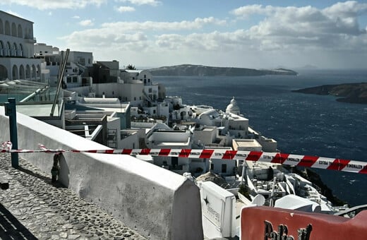 Παπαδόπουλος για Σαντορίνη: Ο μηχανισμός αξιολόγησης του κινδύνου απέτυχε