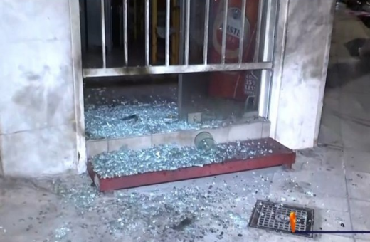 Κάτω Πατήσια: Εξερράγη εμπρηστικός μηχανισμός σε ψητοπωλείο
