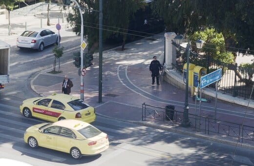 Στο καφέ του μουσείου Μπενάκη η ζωή επιβραδύνεται 