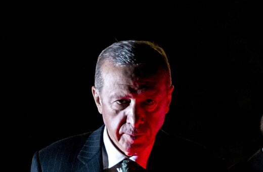 Τουρκία: Τριπλό γεωπολιτικό παιχνίδι του Ερντογάν με στόχο την απόλυτη εξουσία