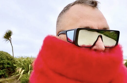 Michel Gaubert: Ο dj που βάζει μουσικές στα σημαντικότερα catwalks