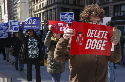 100 ημέρες DOGE: Η κυβερνητική «αποδοτικότητα» των Μασκ - Τραμπ κοστίζει ακριβά στην Αμερική