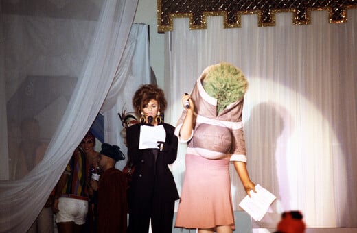 Leigh Bowery: ακόρεστη όρεξη για έρωτα και υψηλή τέχνη από την καλτ φιγούρα που σημάδεψε μια εποχή