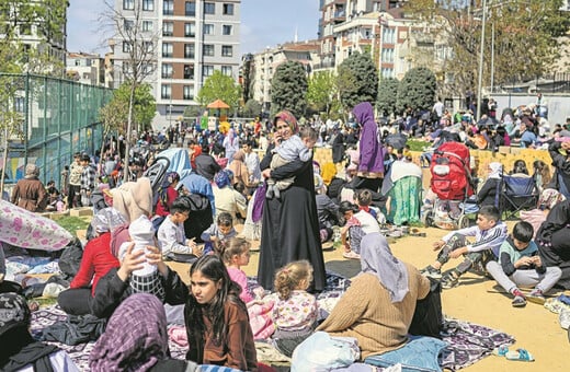 Κωνσταντινούπολη: Ο σεισμός, το Kanal Istanbul και η καταστροφή των χώρων συγκέντρωσης πολιτών από τον Ερντογάν