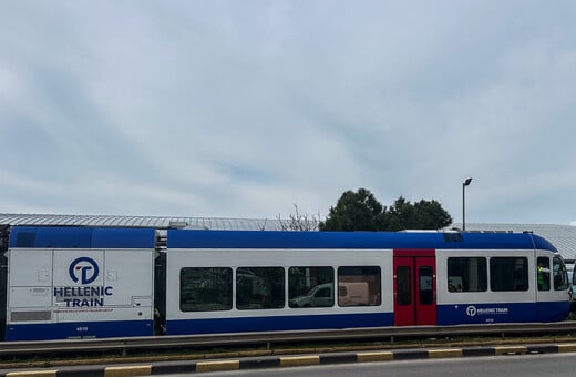 Τρένο της Hellenic Train ακινητοποιήθηκε επί μία ώρα στη γέφυρα Εκκάρας
