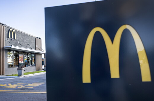 McDonald’s: Η μεγαλύτερη πτώση πωλήσεων από το 2020 – Προειδοποίηση για «αντιαμερικανικό αίσθημα» στο εξωτερικό