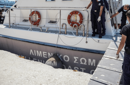 Αίγινα: Νεκρή 78χρονη που έπεσε από τουριστικό σκάφος – Δύο συλλήψεις
