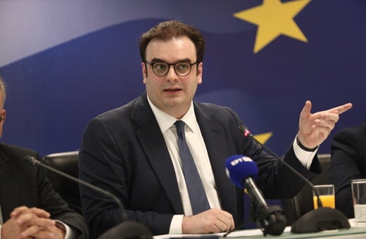 ΕΝΦΙΑ: Ο Κυριάκος Πιερρακάκης διαψεύδει τα σενάρια κατάργησής του