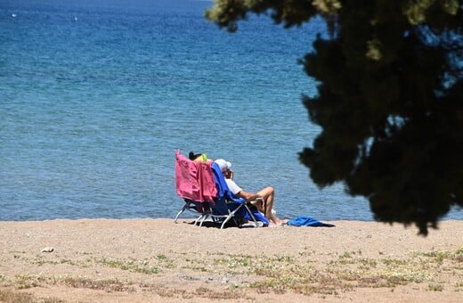 Καιρός - Τσατραφύλλιας: Έρχονται δύο εξάρσεις λιβανέζικης ζέστης με σκόνη, λασποβροχές και υγρασία - Δείτε χάρτες