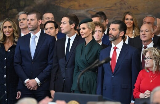 Οι «δουλειές» της οικογένειας Τραμπ στον Κόλπο και οι επιχειρηματικές συμφωνίες-ρεκόρ 