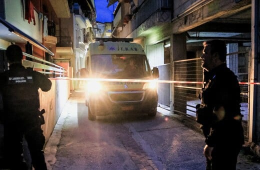 Λάρισα: «Μου έλεγε ότι δεν δουλεύω και είμαι τεμπέλης, εκνευρίστηκα και πήρα ένα κουζινομάχαιρο» λέει ο 21χρονος