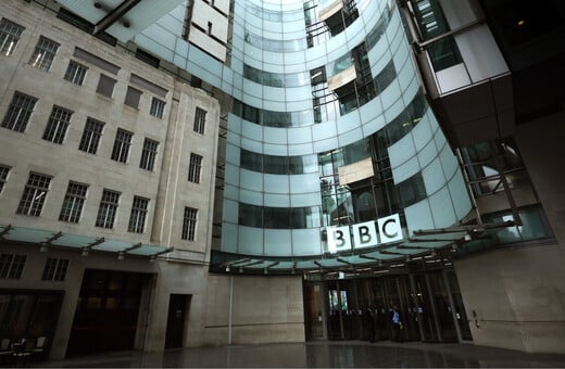 Το BBC απαντά σε καταγγελία για τον ισχυρισμό του ότι το βιολογικό φύλο «δεν μπορεί να αλλάξει»