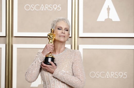 JAMIE LEE CURTIS