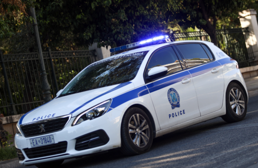 Ηλιούπολη: Επεισοδιακή καταδίωξη τριών αντρών που φέρονται να διέρρηξαν διαμέρισμα 