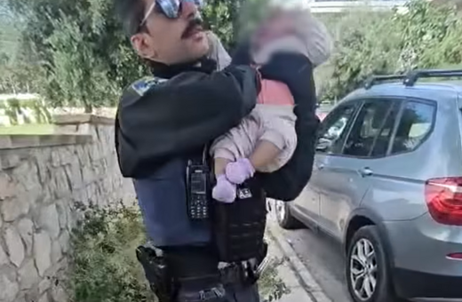 Άλιμος: Ποινική δίωξη στη γιαγιά του βρέφους που βρέθηκε δίπλα από κάδο απορριμμάτων 