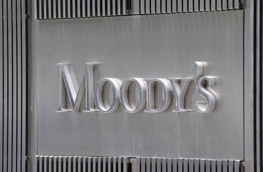 Moody’s: Υποβάθμιση της πιστοληπτικής ικανότητας των ΗΠΑ λόγω χρέους και ελλειμμάτων