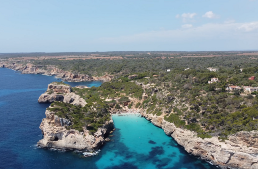 Ισπανία: Πώς ο «τουρισμός της selfie» βλάπτει τις Βαλεαρίδες Νήσους