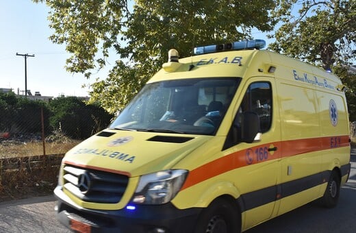 ΤΟΥΡΙΣΤΑΣ ΡΟΔΟΣ ΜΠΑΛΚΟΝΙ