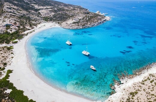 Το νησί που αποθεώνει το National Geographic αντί της «πανάκριβης και γεμάτης τουρίστες Σαντορίνης»