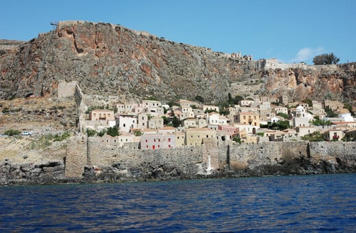 Τελεφερίκ Μονεμβασιάς. Κρέμεται ...από την επικείμενη απόφαση του Σ.Τ.Ε