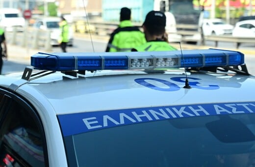 ΤΡΟΧΑΙΟ ΣΤΟΝ ΚΗΦΙΣΟ ΦΟΡΤΗΓΟ ΙΧ