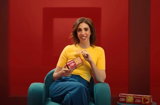 Cream Crackers Παπαδοπούλου   Πως η επιλογή ενός σνακ γίνεται ... Απλά, Τραγανά, Τετράγωνα.