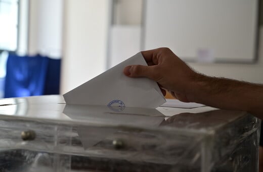 Pulse: Στις 15,5 μονάδες το προβάδισμα ΝΔ - Με 13,5% ΠΑΣΟΚ και Πλεύση Ελευθερίας