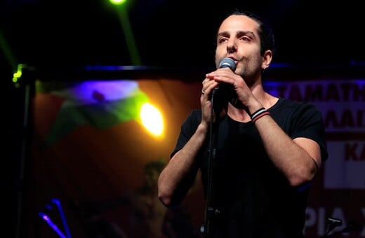 «Η σχέση μου με τον Μίκη Θεοδωράκη δεν ήταν θερμή, επικοινωνούσαμε μέσω messenger» λέει ο εγγονός του