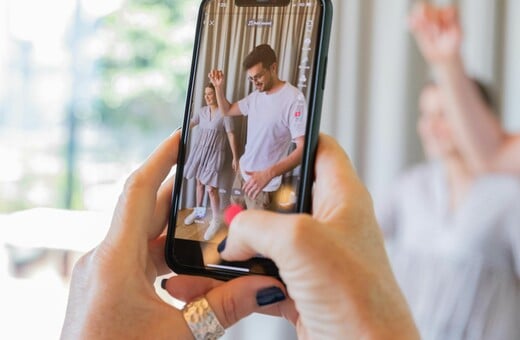 TikTok: Περισσότερα από τα μισά βίντεο για την ψυχική υγεία παραπληροφορούν, διαπιστώνει μελέτη