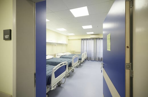 Τζάνειο: Με πολυοργανική ανεπάρκεια η 62χρονη - Σε εξέλιξη ΕΔΕ για τον βοηθό νοσηλευτή