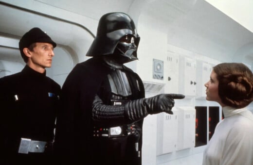 Η Disney μηνύει εταιρεία που παράγει AI εικόνες για παραβίαση πνευματικών δικαιωμάτων