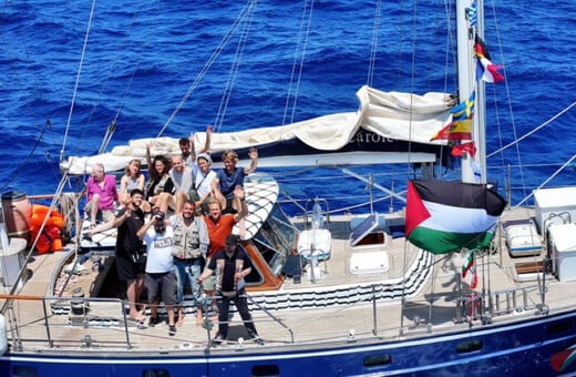 Επιστρέφουν οι τελευταίοι ακτιβιστές του Madleen μετά την ισραηλινή αναχαίτιση καθ’ οδόν προς τη Γάζα