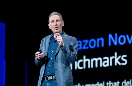 Ο CEO της Amazon προειδοποιεί: Η τεχνητή νοημοσύνη θα μειώσει τις θέσεις γραφείου