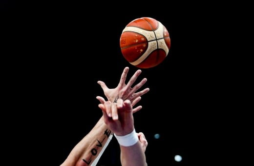 Βόρεια Μακεδονία: Η μπασκετική ομοσπονδία επαναφέρει το «Μακεδονική» στην ονομασία της