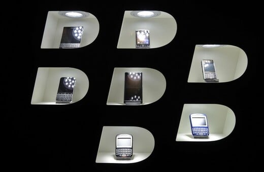Η Gen Z στο TikTok θέλει πίσω το BlackBerry: Η «νοσταλγία της τεχνολογίας» στα social media